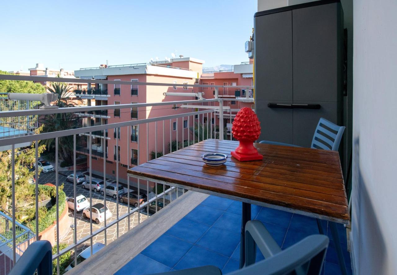 Coral Apartments Sorrent Exterior foto